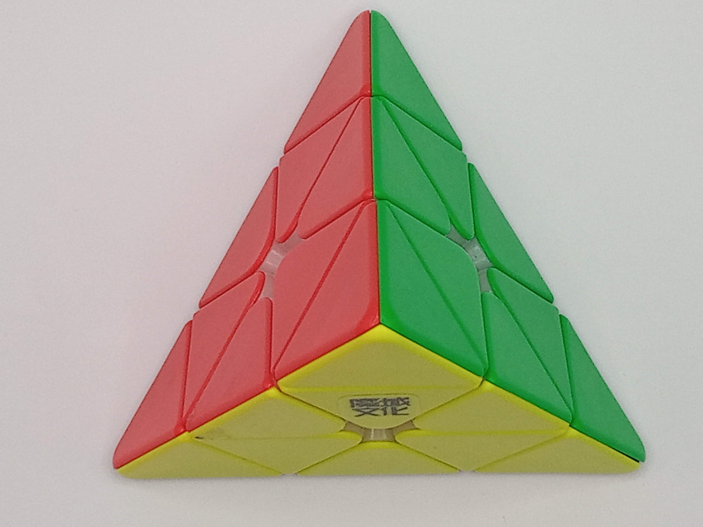 Pre-owned MoYu WeiLong Pyraminx puzzle UK STOCK | speedcubing.org