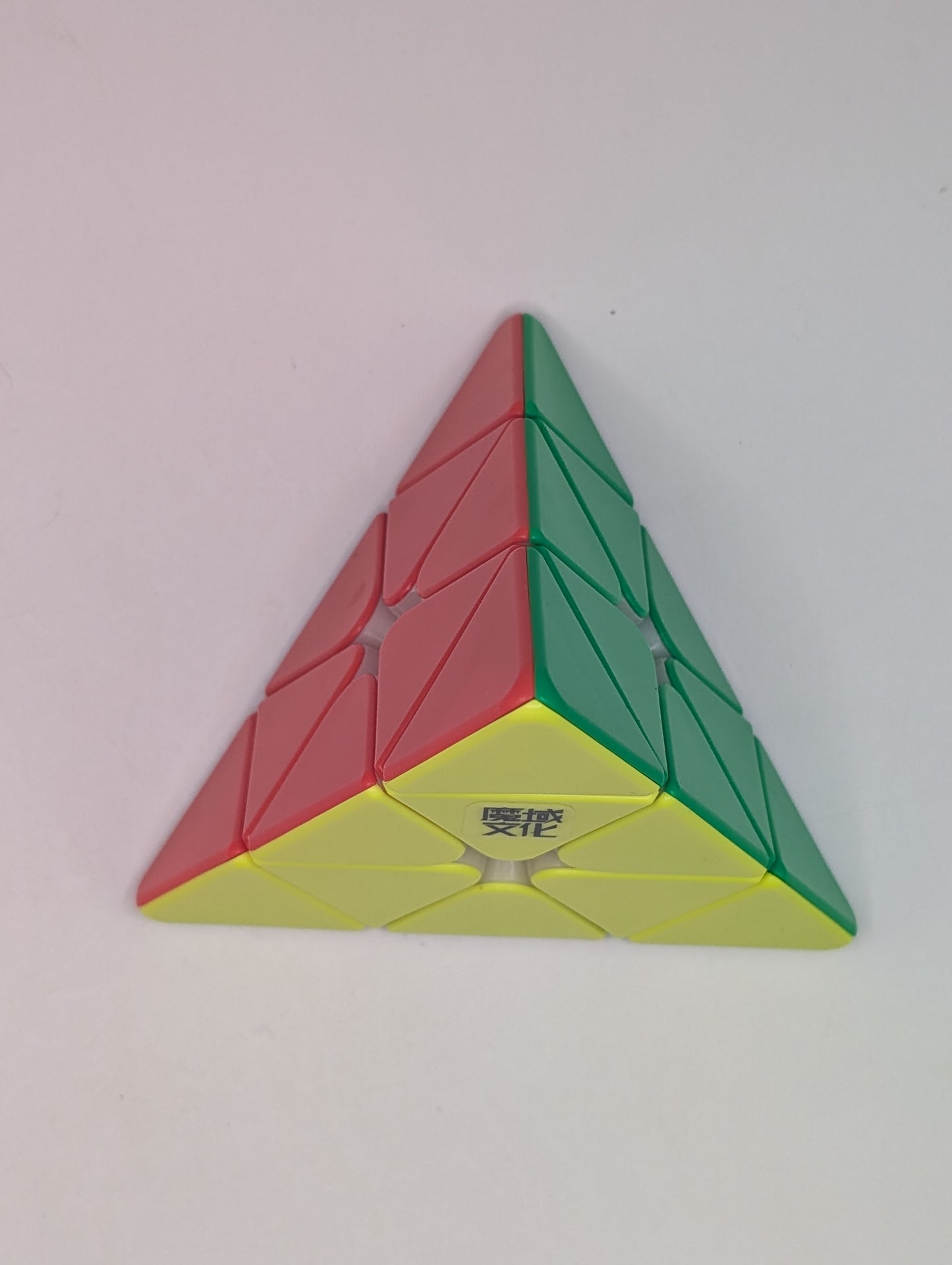 Daniel's Core Magnetic MoYu WeiLong Pyraminx | speedcubing.org