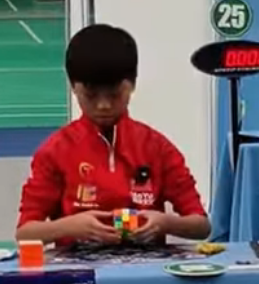 YiHeng Wang breaks 3x3 world record average again!