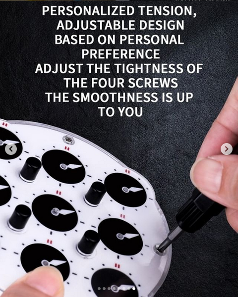 Image of QiYi Clock, expected to be an excellent clock, just £24 from speedcubing.org